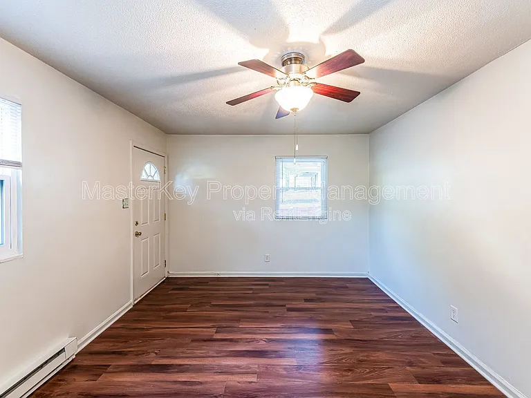 1023 Berkeley St #A — Photo 3