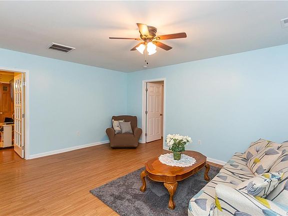 4th image of 8929 Lawndale St