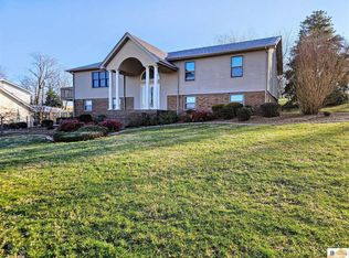 901 Country Club Est, Glasgow, KY 42141