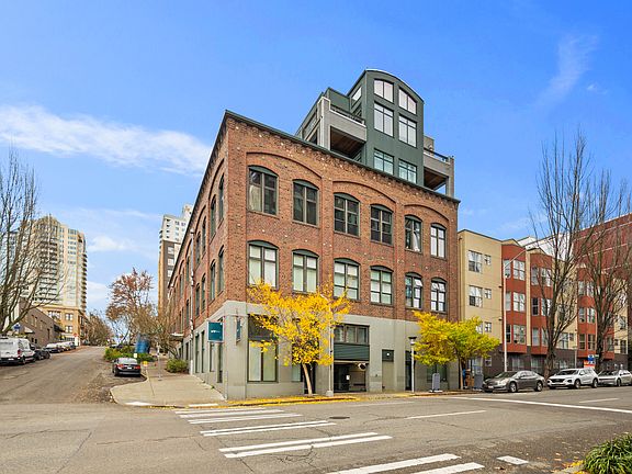 2nd image of 81 Vine St