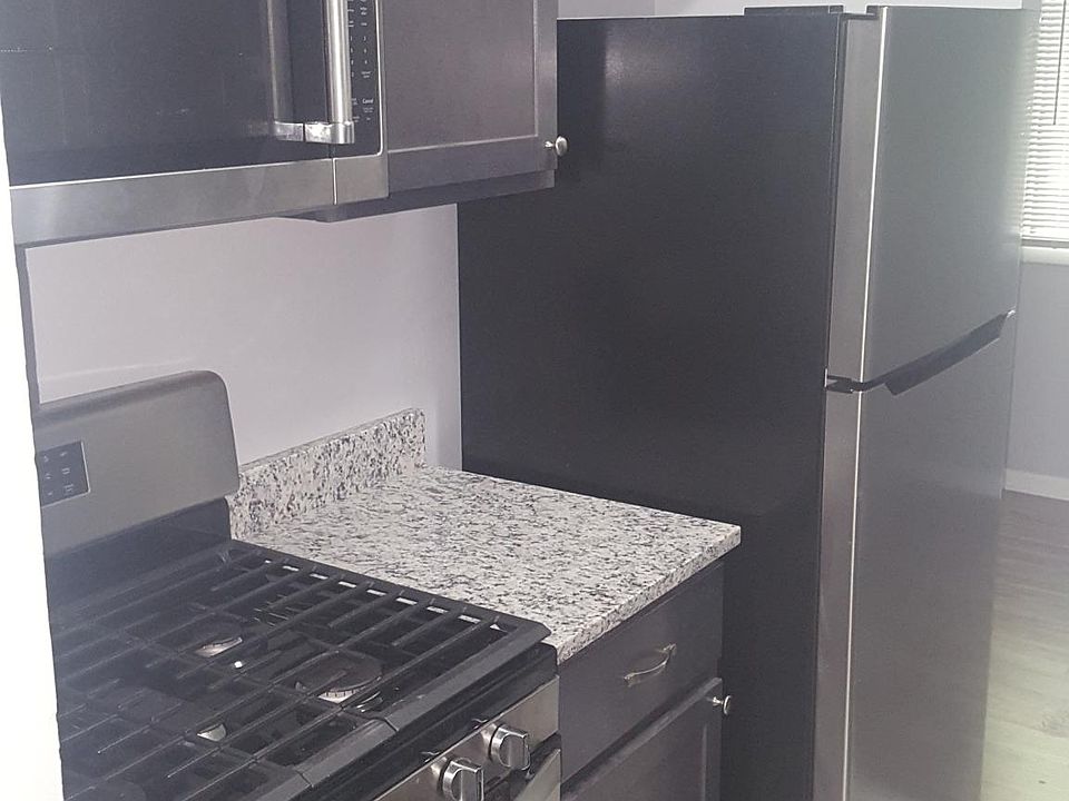 1st image of 9606 Kedvale Ave #2