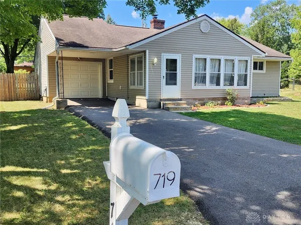 719 Fallview Ave, Englewood, OH 45322