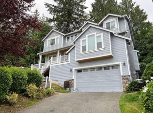6721 NE 201st Pl, Kenmore, WA 98028