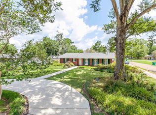 539 Jackson St, Denham Springs, LA 70726