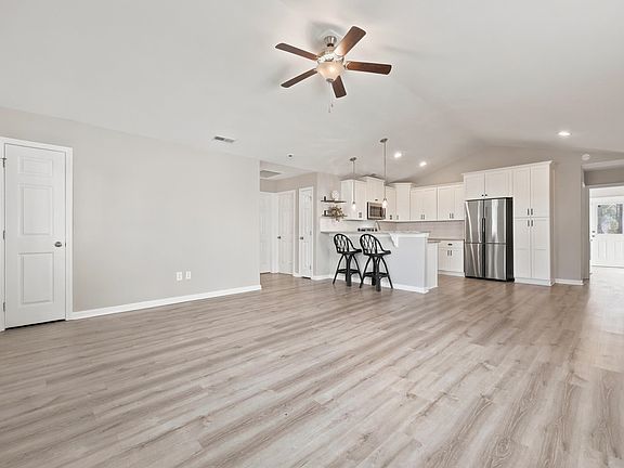 2nd image of 916 Clay Pigeon Ct.
