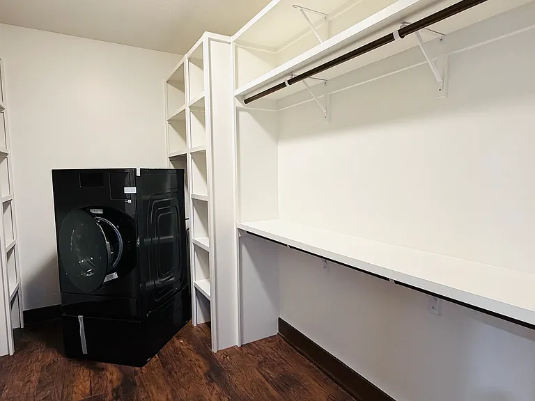2961 Valley Stream Dr — Photo 17