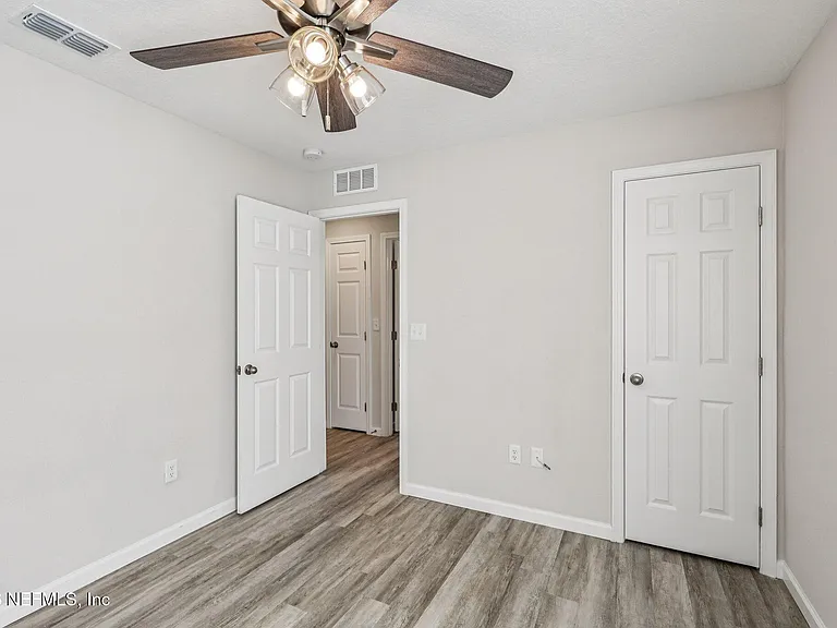 5453 Wabash Blvd — Photo 17