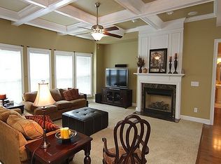 923 Ravendale Pl, Cary, NC 27513