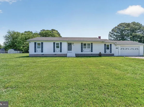 211 Long Point Rd, Stevensville, MD 21666