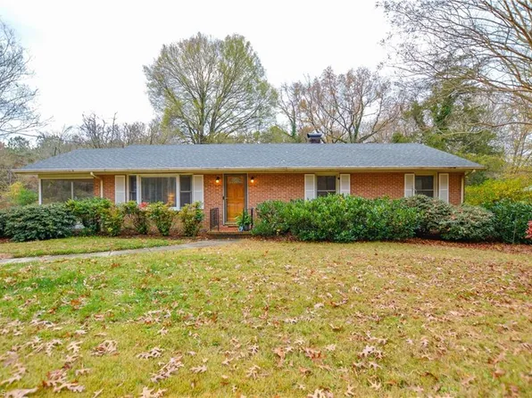 250 Belnette Dr, Lewisville, NC 27023