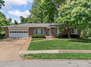 9701 Lindenhurst Dr, Saint Louis, MO