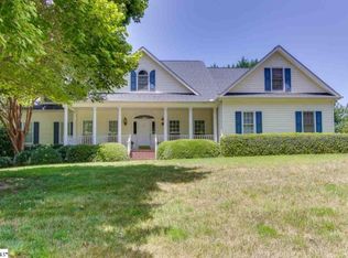 27 W Cranberry Ln, Greenville, SC 29615