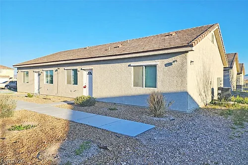 1121 Sixshooter Ave Photo 1 1121 Sixshooter Ave Photo 1