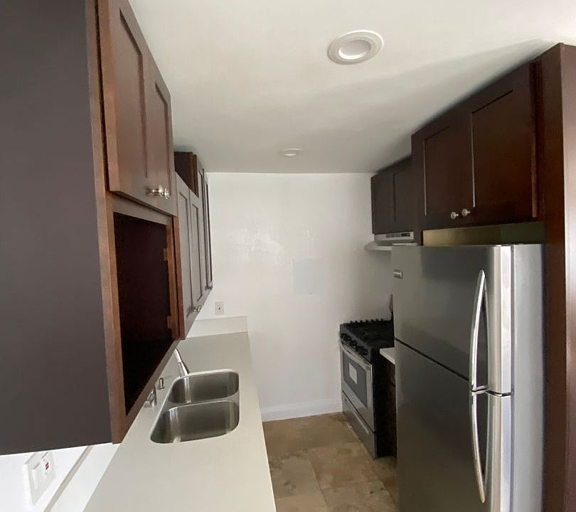 1st image of 1827 12th St APT 6