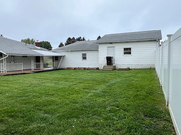 2nd image of 931 Tolstoy St