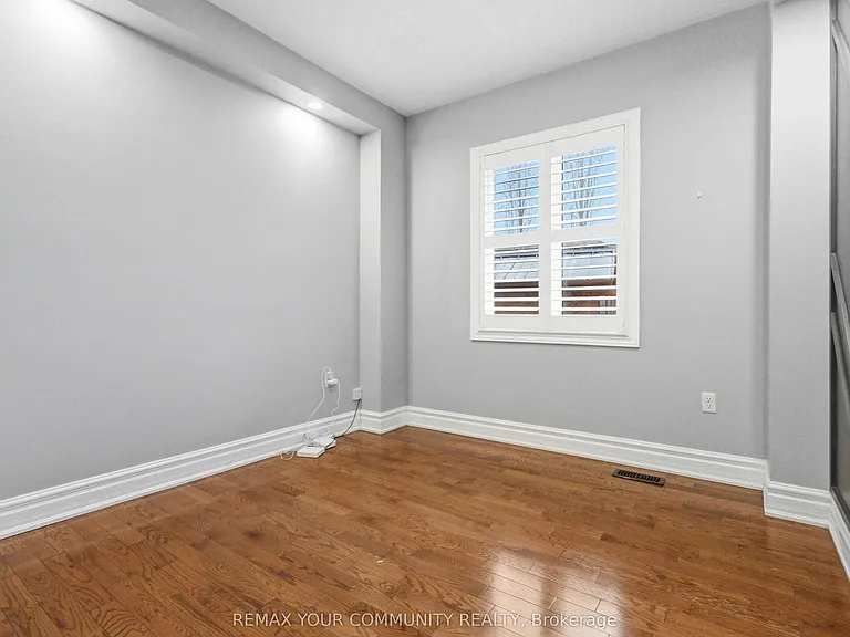 108 W Cabin Trail Cres — Photo 17