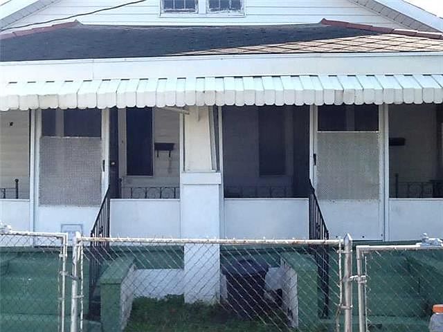 1st image of 3643 Delachaise St