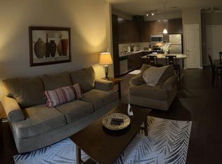 460 Seven Farms Dr #ID1344167P, Charleston, SC 29492