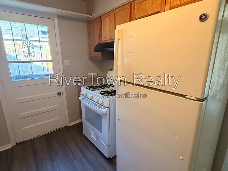 3577 Clayphil Ave — Photo 6