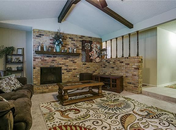 3rd image of 2609 Colleen Dr