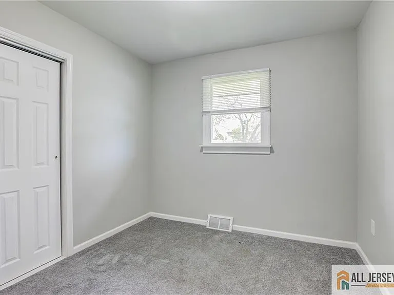 509 New Durham Rd — Photo 16