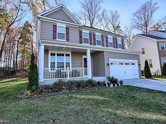 3rd image of 814 Longmaid Dr