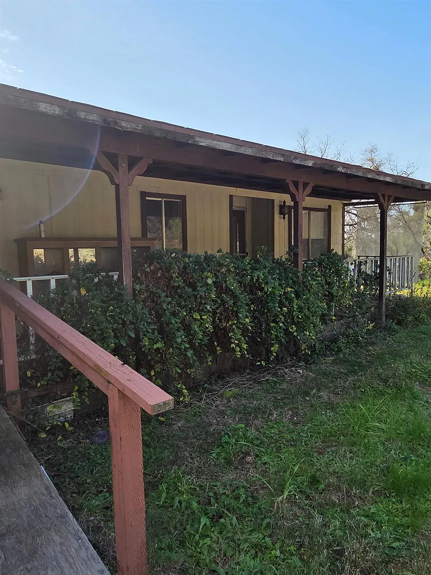 58348 Road 225 photo 1