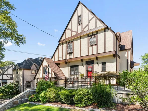 204 Chittenden Avenue, Tuckahoe, NY 10707