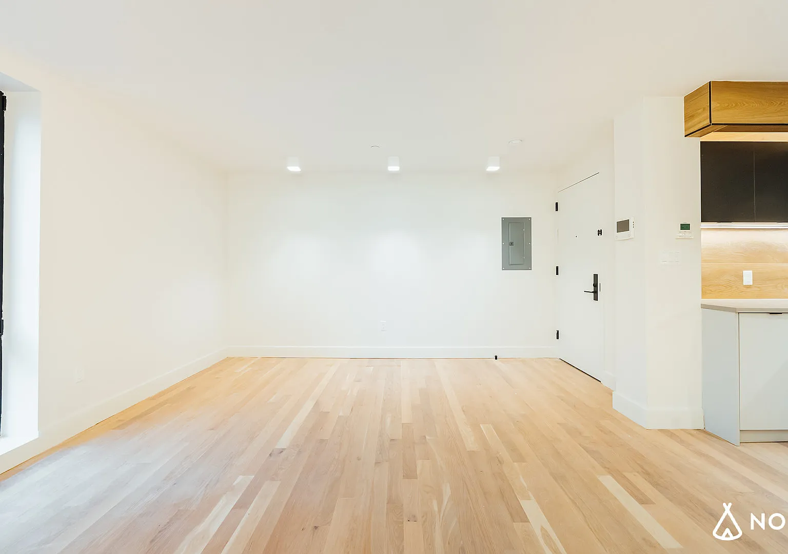 312 Devoe Street — Photo 2