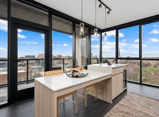 1334 W Randolph St #1901, Chicago, IL 60607
