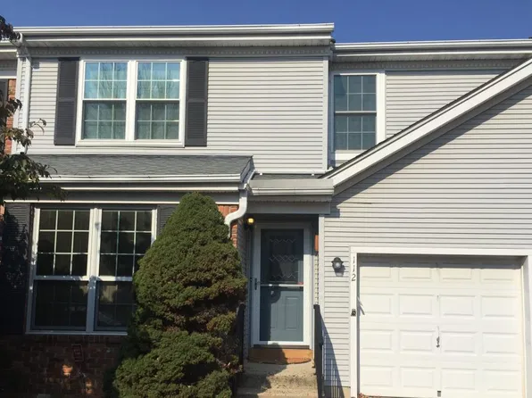 112 Grantham Dr, Somerset, NJ 08873
