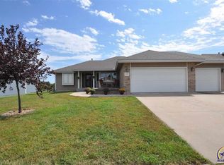 3927 SW 40th Ter, Topeka, KS 66610
