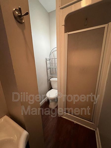 Peterborough House for rent - 2 Bedrooms — photo 8