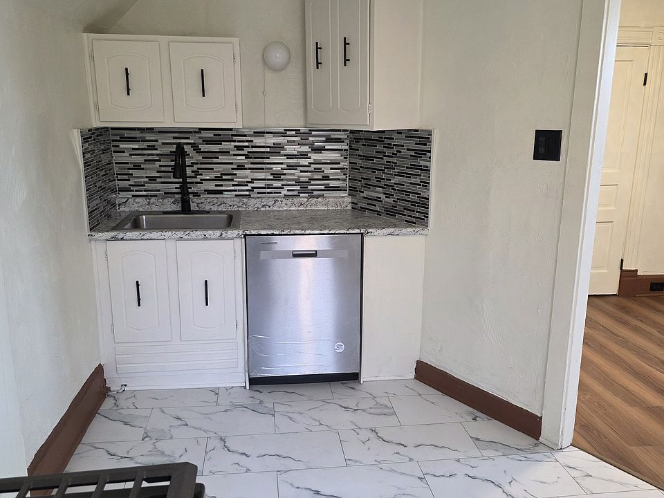 Beautifully appointed Kitchen