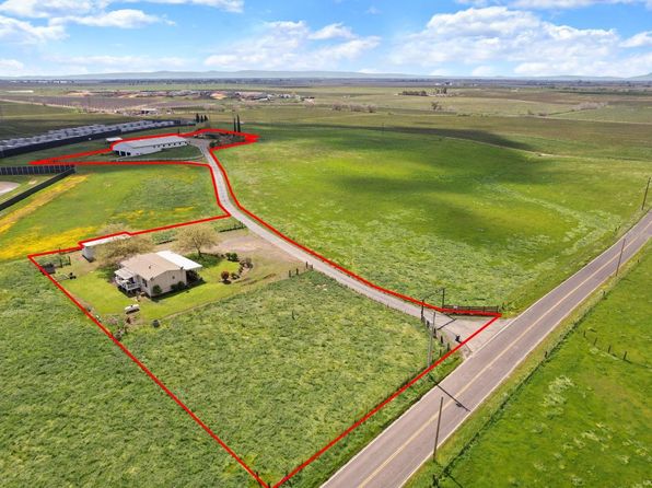 23670 E Flood Rd, Linden, CA 95236
