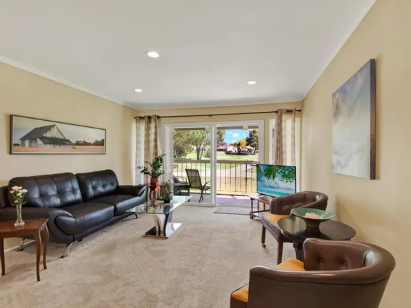 12555 Oaks North Dr Unit 206, San Diego, CA 92128