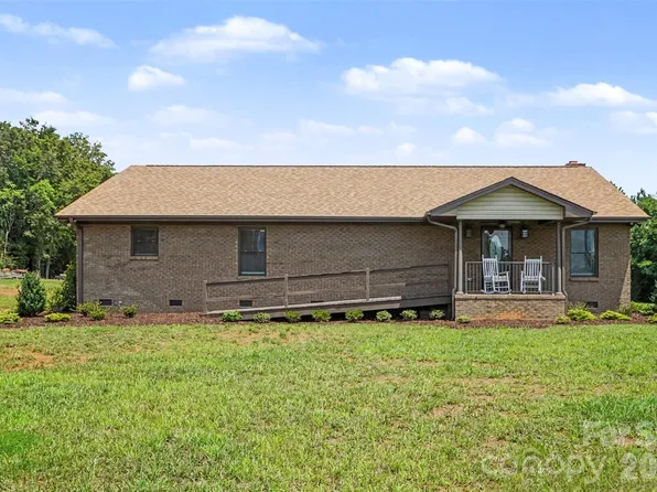 658 Hicks Hill Rd, Lawndale, NC 28090