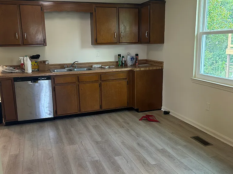 3495 Northrop St — Photo 3