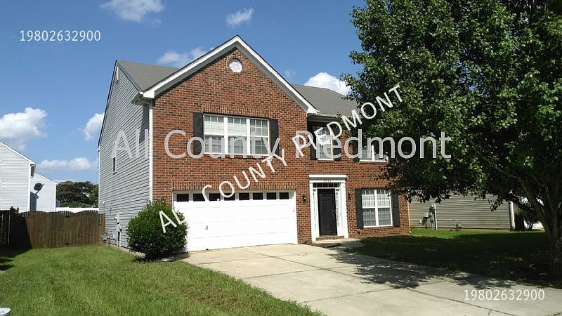 1st image of 4638 Cades Cove Dr