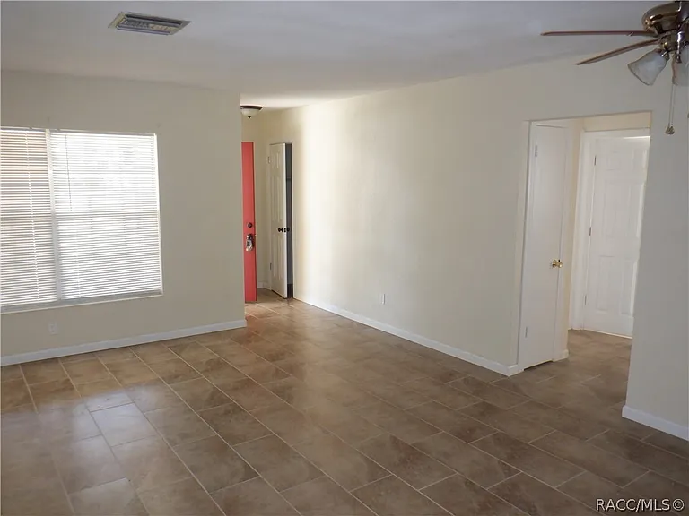 925 E Turner Camp Rd — Photo 7