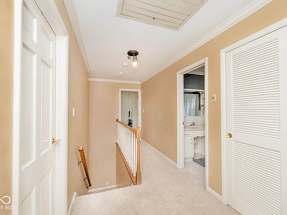 5th image of 420 Ashford Ct