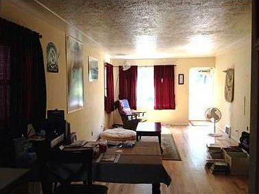 2nd image of 517 Terry Ave