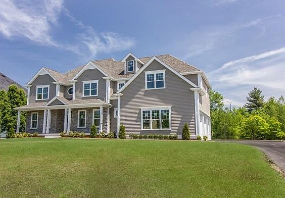 3rd image of 21 Lullaby Ln