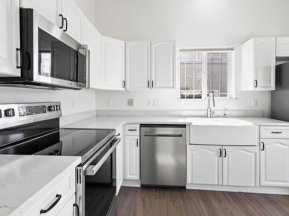 5th image of 8735 Palomar Ave NE