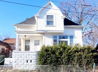 1133 S 9th St, Milwaukee, WI 53204