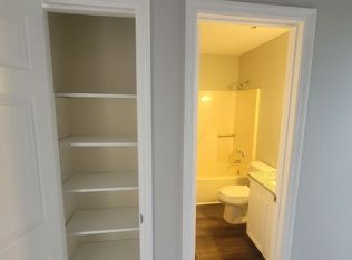 1740 12th St, Cayce, SC 29033