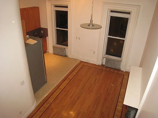 Rented by ZealEstate Group Inc | media 2