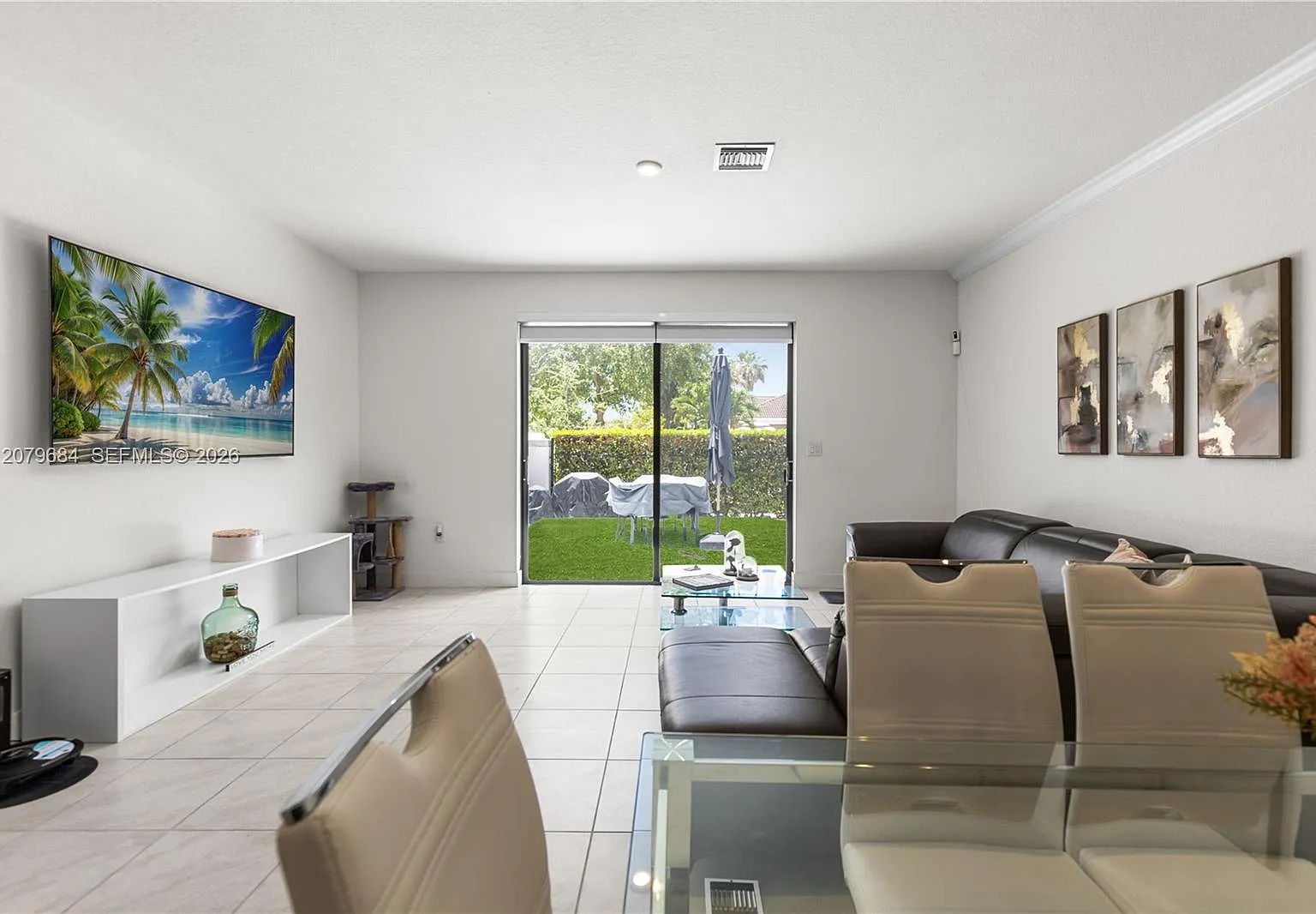 Mc Residential — Photo 2