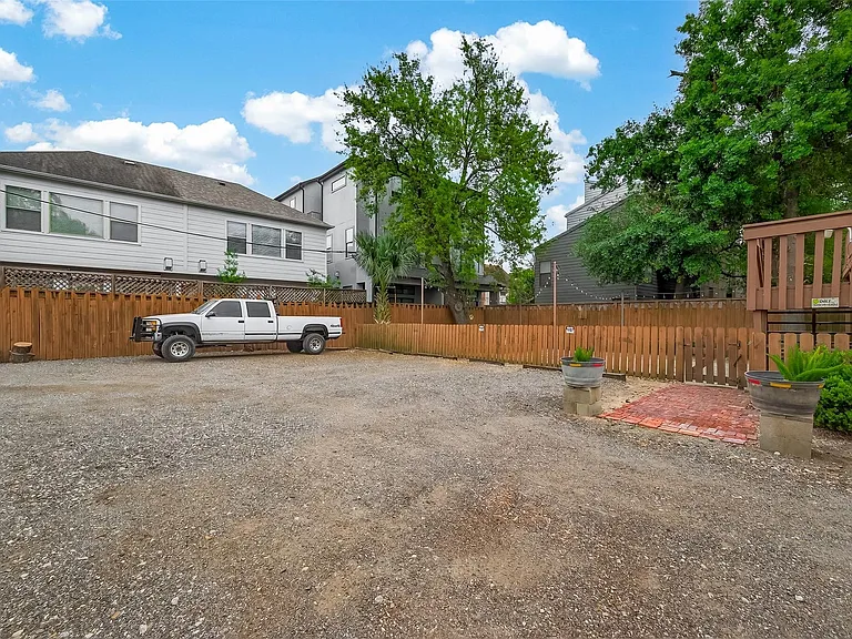 1807 Crocker St #A — Photo 35
