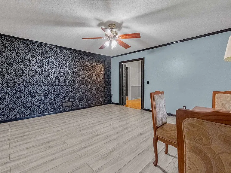 9 Bancroft Dr — Photo 15